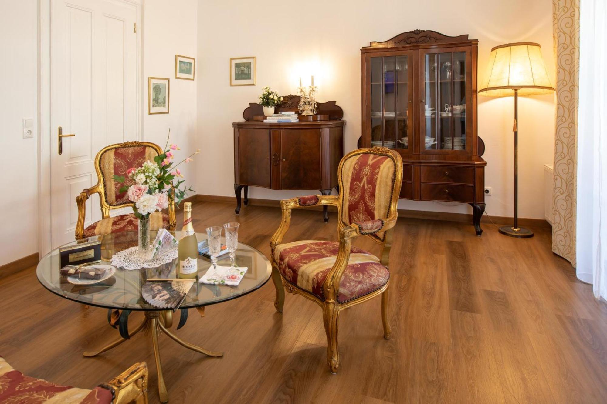 Heritage Boutique Apartments باد اسشي المظهر الخارجي الصورة